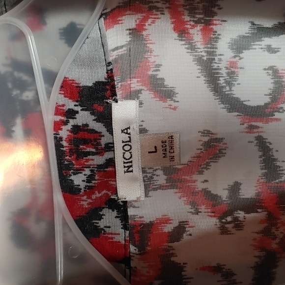 Nicola Sheer Top Size Large - Picture 2 of 4